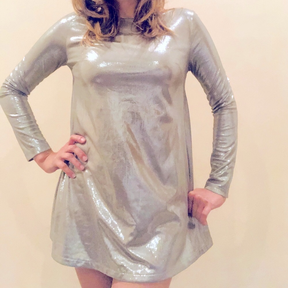 Metallic Silver Mini Trapeze Dress, long sleeves